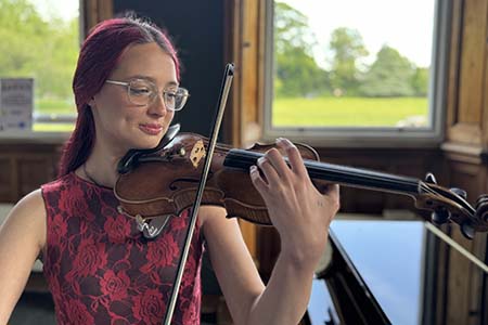 Yevlaliia Yershova, violin